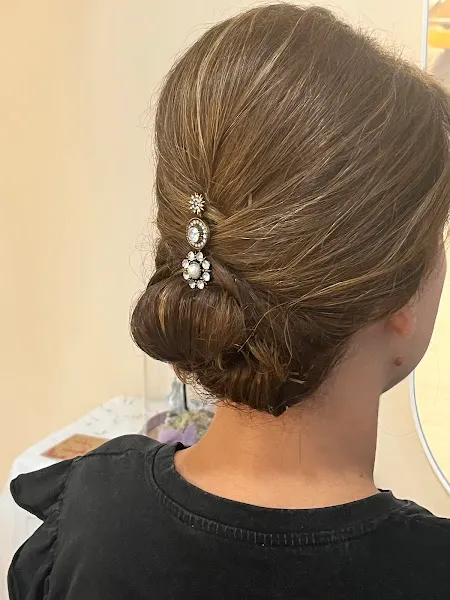 Raquel Ardura Peluqueria