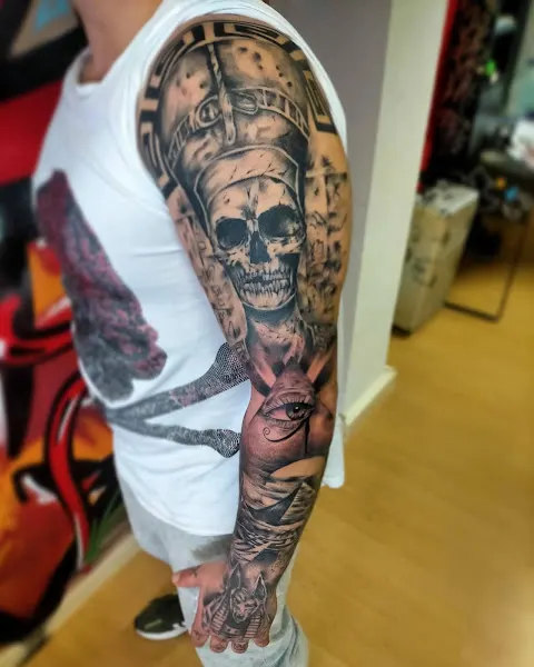 Miguel Angel Peluqueros & Tattoo shop - Ribadesella