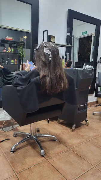 Peluquería NH Nuria Hidalgo