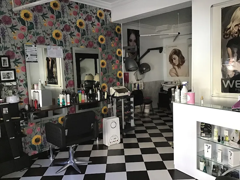Peluqueria "Stylo" - Orellana la Vieja