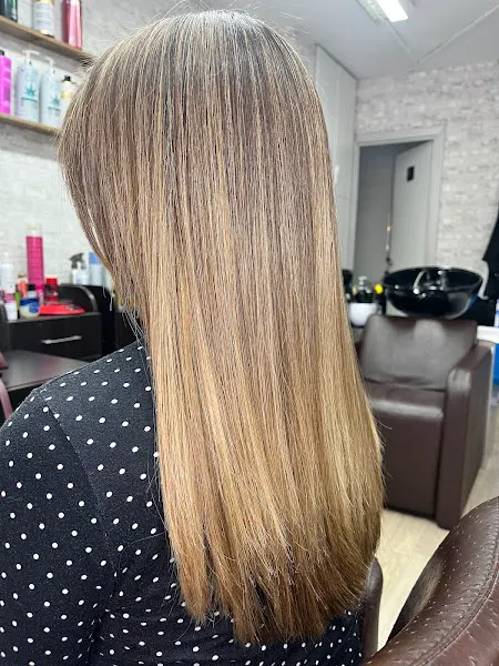 Peluquería y centro de Estética By Rose Lopes - Barcelona
