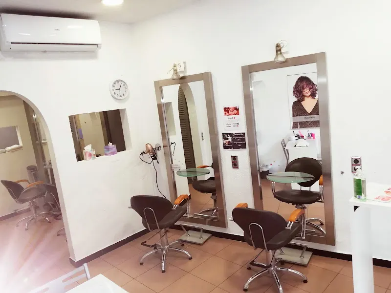 Peluquería Karla Cervantes - Barcelona