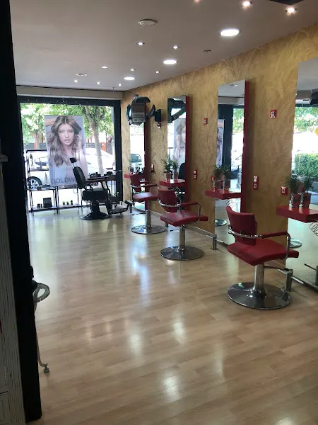 Salon by Orrit - Peluquería en Santa Coloma de Gramenet - foto 2