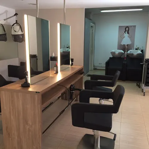 Peluquería y estética a.sola - Mataró