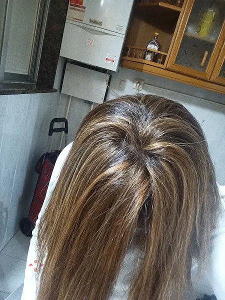 Zaahira Belleza Peluquería y Estetica - Peluquería en Llagosta (La) - foto 2
