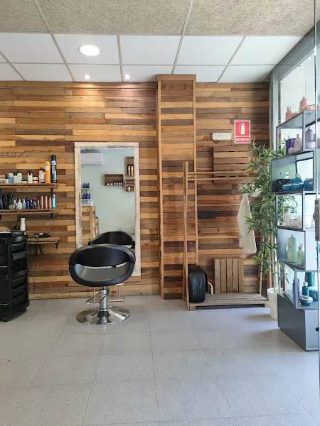 Hairlovers Perruquers