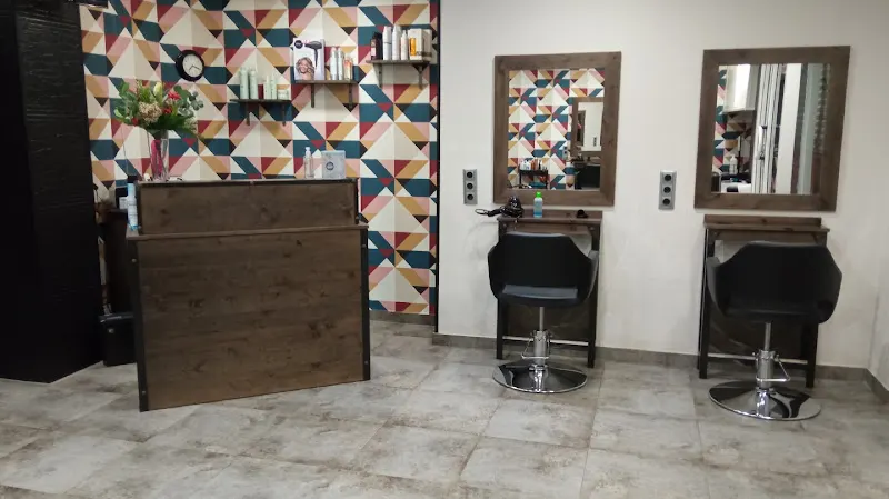 Bárbara Estilistes - Peluquería en Ripollet - foto 2
