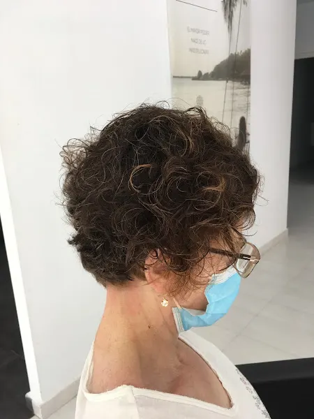 María Guerra - Salón de Peluquería y Estética