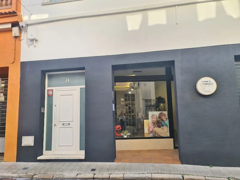 Mónica Márquez Perruqueria - Peluquería en Malgrat de Mar - foto 2