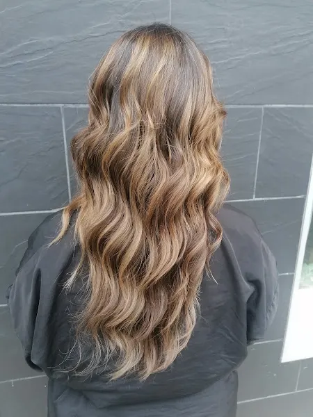 STELLA Peluqueria
