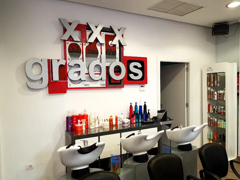 Peluquería Estética XXX Grados