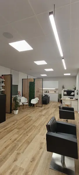 Perruqueria Anna - Campdevanol