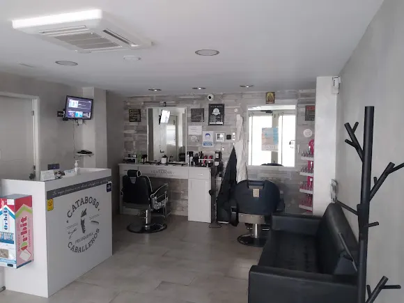 Peluquería de caballeros Cataboss - Peluquería en Loja
