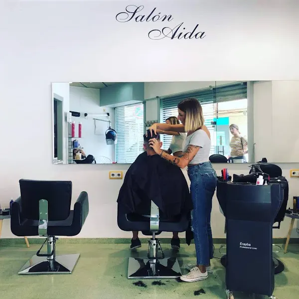 SALON AIDA - Peluquería en Sant Adrià de Besòs - foto 2