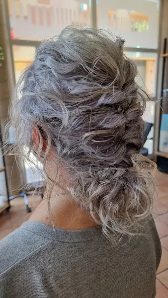 Anira Hair Salon - Manresa