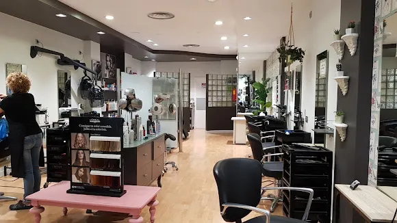 Raquel Gese Salon de Peluqueria