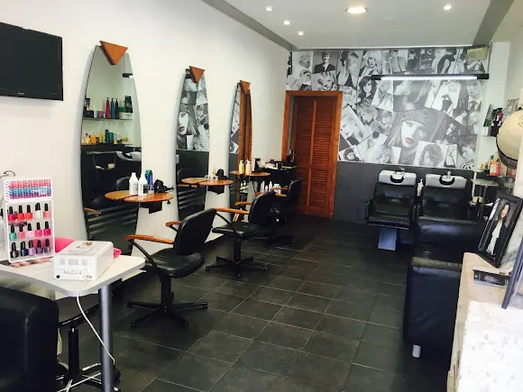Peluqueria Salon M&M - Calvià