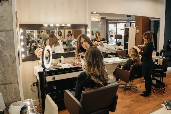 Peluqueria & Centro estética La Maison - Jaén - Jaén
