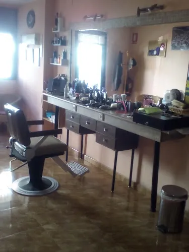 peluqueria de caballeros l.miguel - Alcalá de Henares