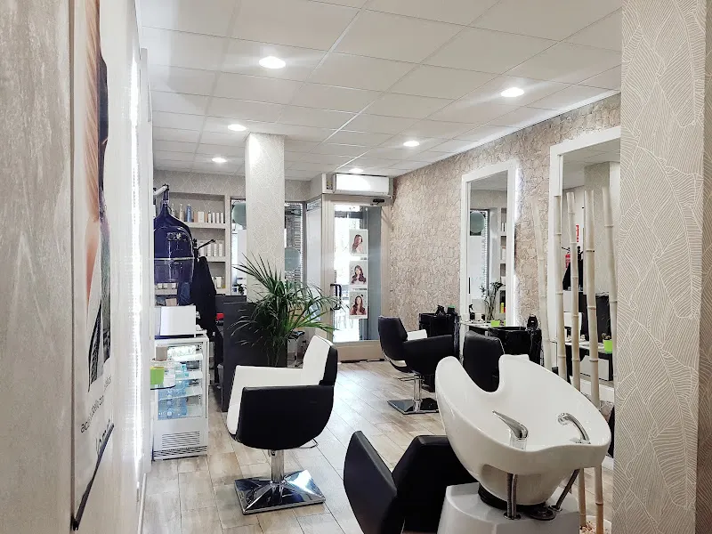 ADDICT HAIR STUDIO - Las Rozas