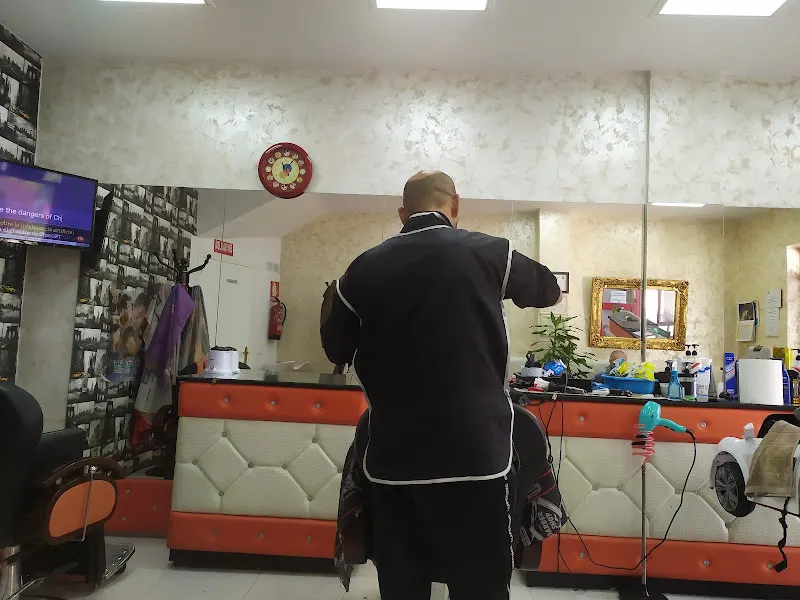 Peluqueria Tres Tijeras