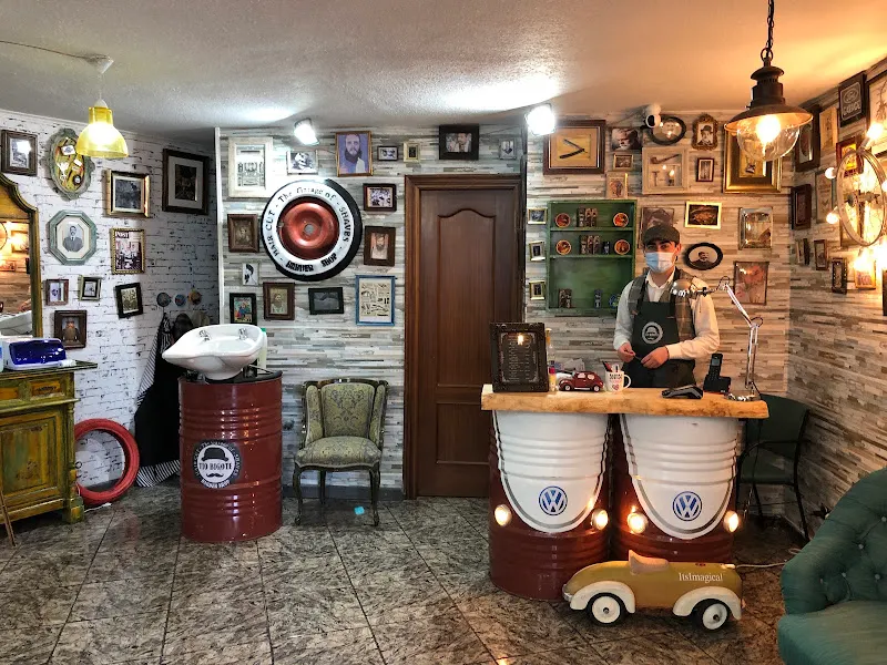 Barberia Tio Bigote Benalmádena pueblo - Benalmádena