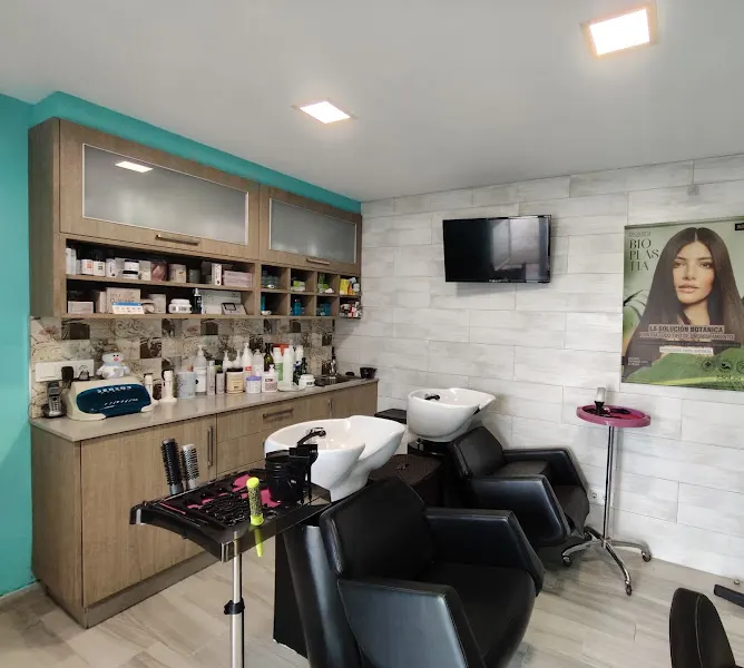 Maria Tubio Peluqueria - Boiro