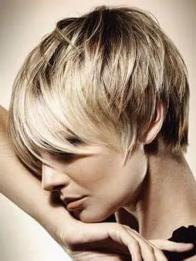 Rakel Peluqueria - Carral