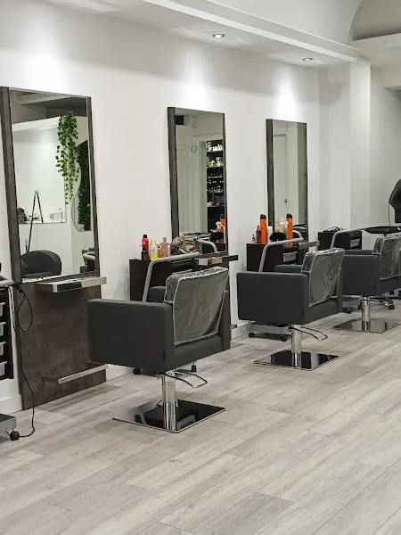 Caler Peluqueros - Peluquería en Alicante - foto 3