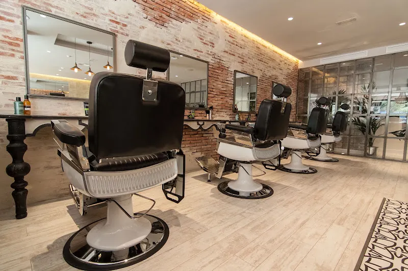 Status Hairdressing - Jávea