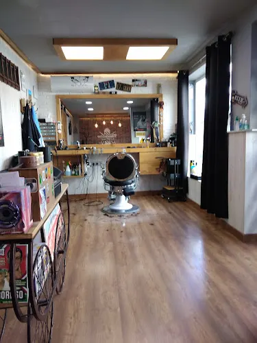 Maurizzio Barbershop