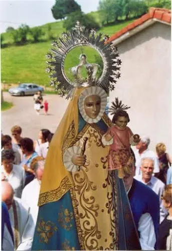 MONI Peluquerías de Señora Onís - Llanes