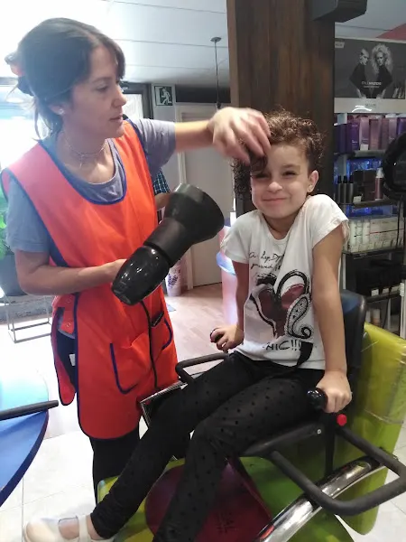 Peluquería La Valldan - Berga