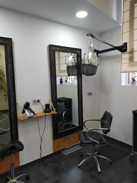 Peluqueria laura roig - El Masnou